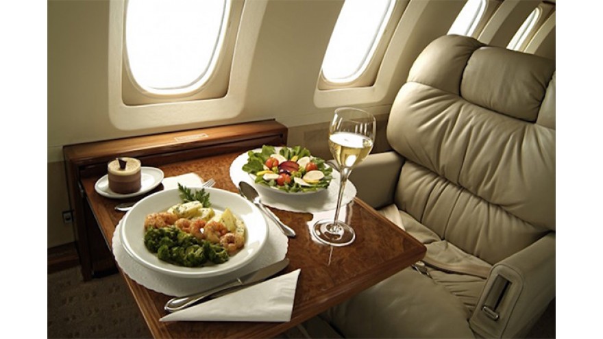 8 tips to buy air tickets to first class best price